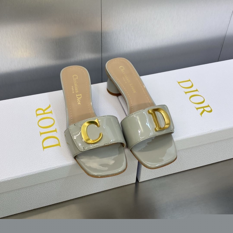 ch**an D*or slippers